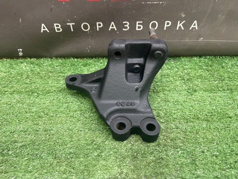 Кронштейн двигателя Kia Ceed 1 2010 ED