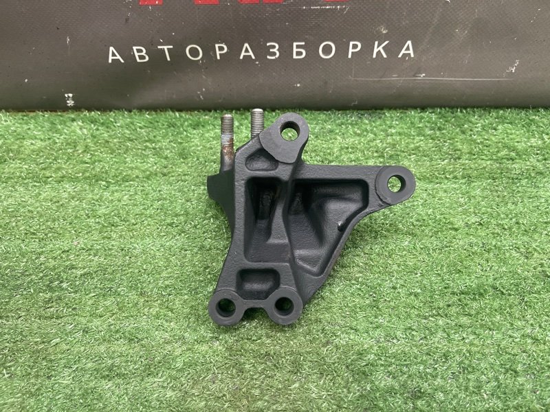 Кронштейн двигателя Kia Ceed 1 2010 ED