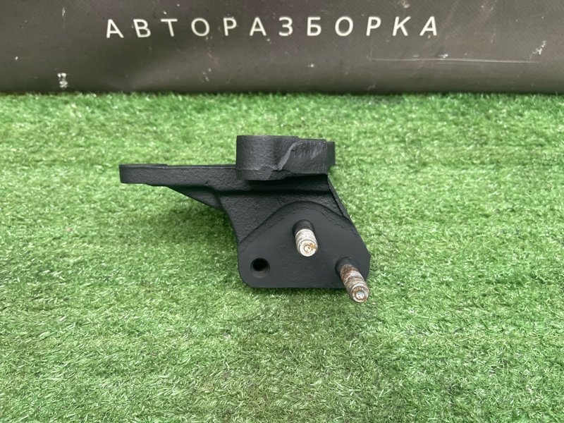Кронштейн двигателя Kia Ceed 1 2010 ED