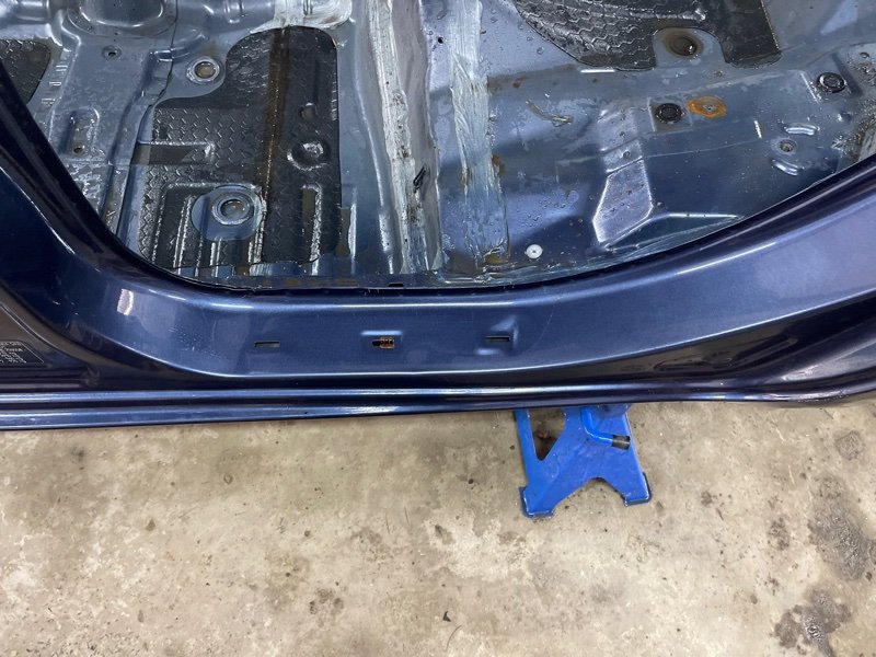 Порог со стойкой Kia Ceed 1 2010 ED