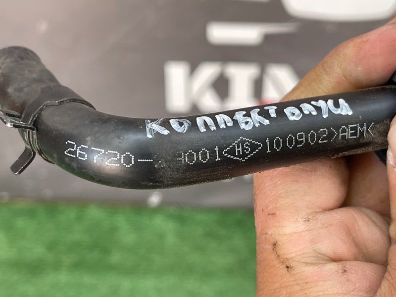 Трубка вентиляции картерных газов Kia Ceed 1 2010 ED