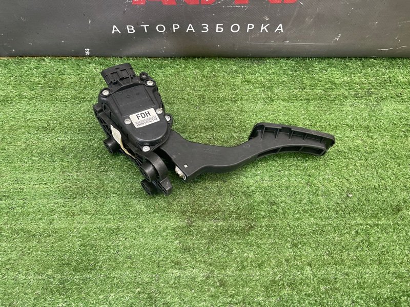 Педаль газа электронная Kia Ceed 1 2010 ED