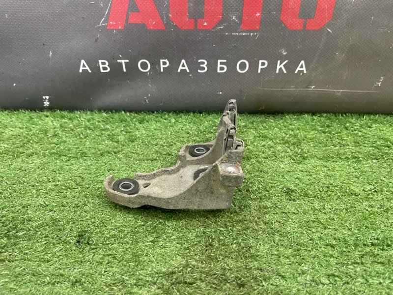 Кронштейн тросов МКПП Kia Ceed 1 2010 ED
