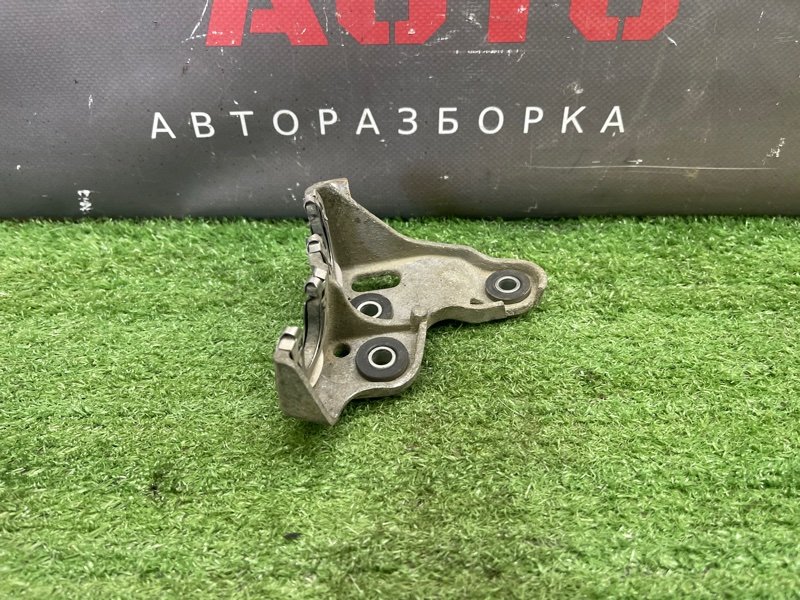Кронштейн тросов МКПП Kia Ceed 1 2010 ED