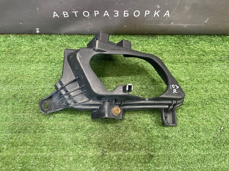 Решетка ПТФ Kia Ceed 1 2010 ED