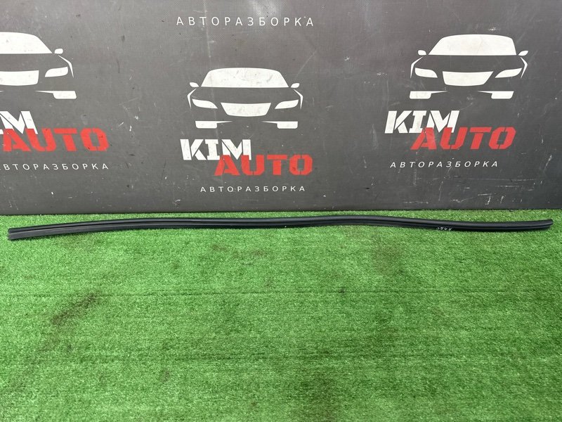 Уплотнитель жабо Kia Ceed 2 2012 JD