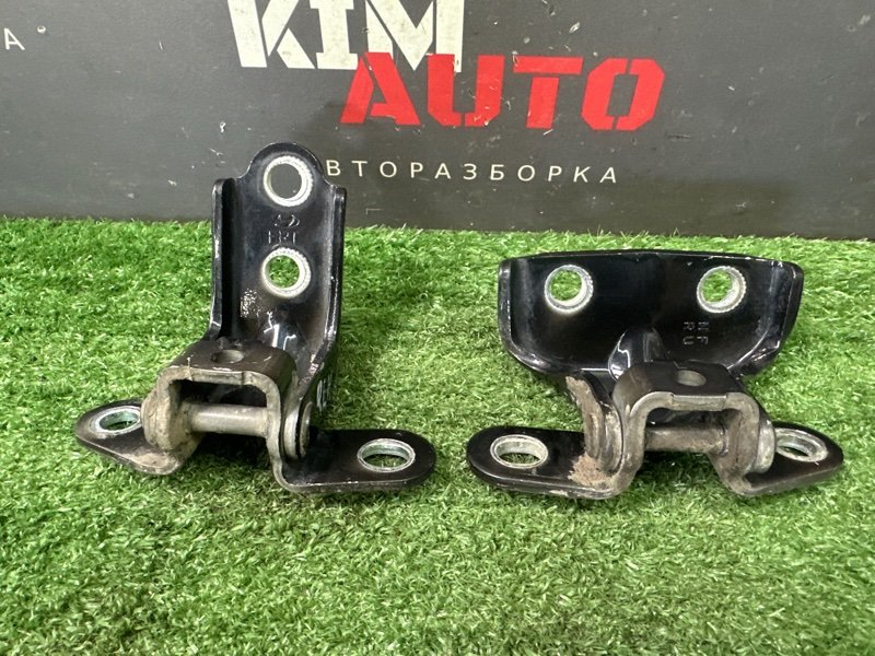 Петли двери Kia Ceed 2 2012 JD