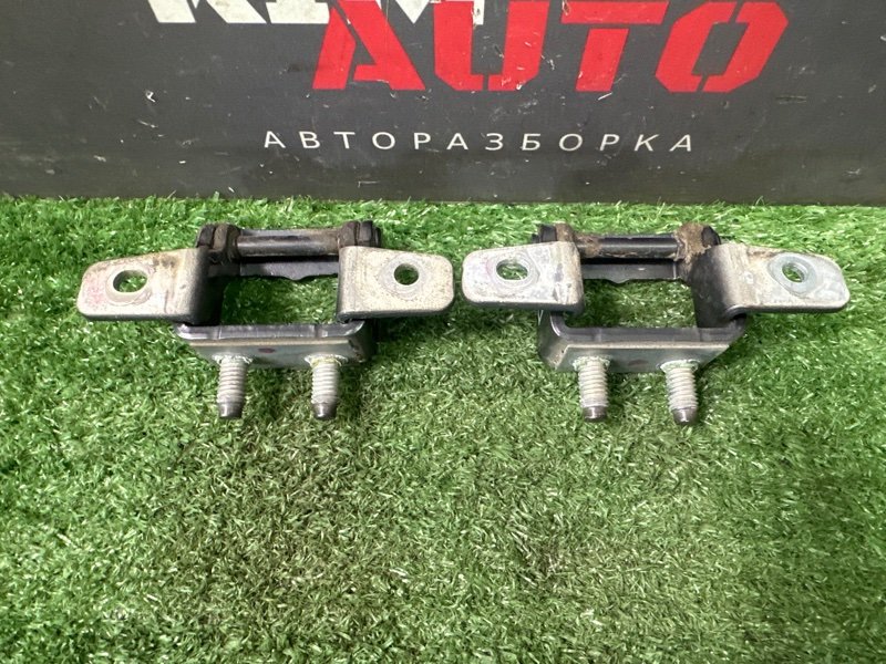 Петли крышки багажника Kia Ceed 2 2012 JD