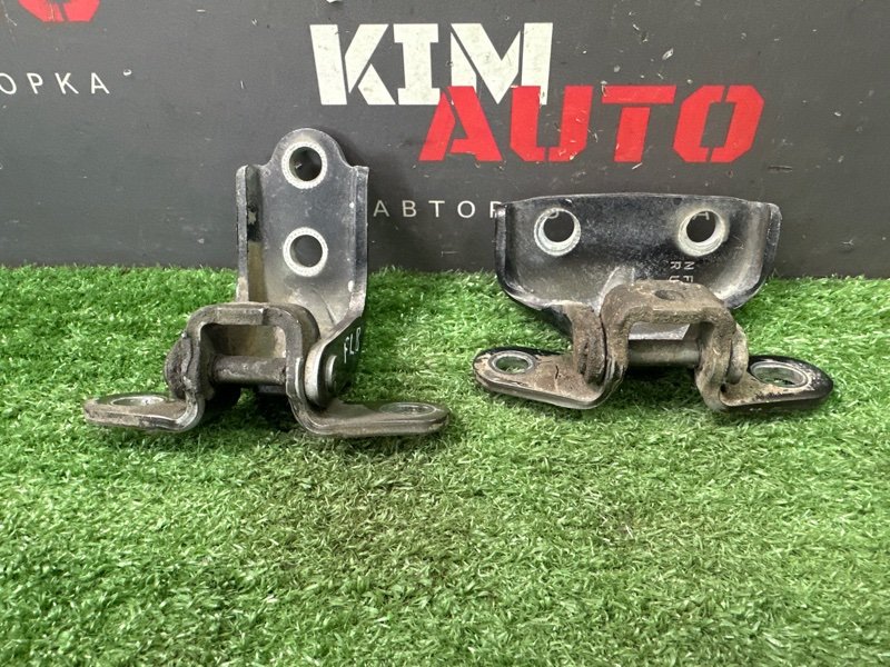 Петли двери Kia Ceed 2 2012 JD