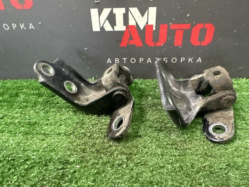 Петли двери Kia Ceed 2 2012 JD