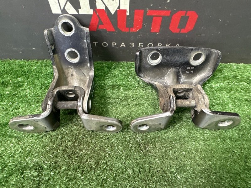 Петли двери Kia Ceed 2 2012 JD