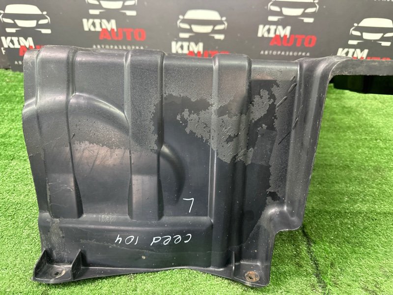 Пыльник двигателя Kia Ceed 2 2012 JD