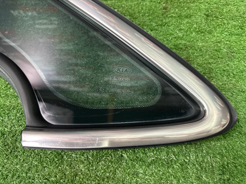Стекло кузовное Kia Ceed 2 2012 JD