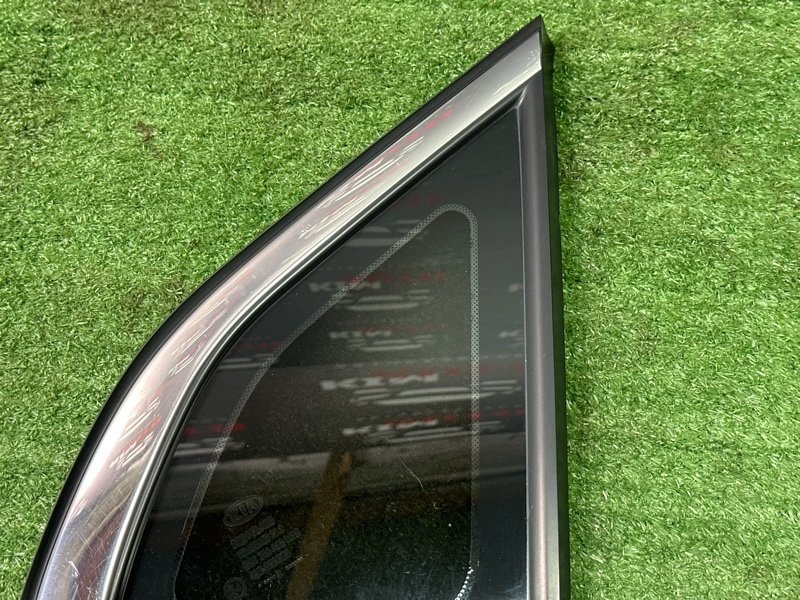 Стекло глухое заднее Kia Ceed 2 2012 JD