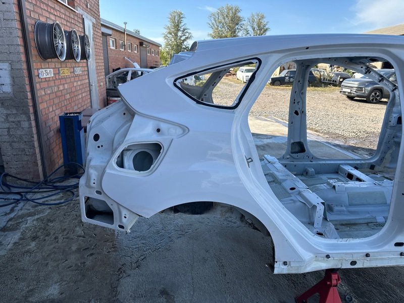 Задняя часть кузова Ford Focus 3 HB 2012 CB8