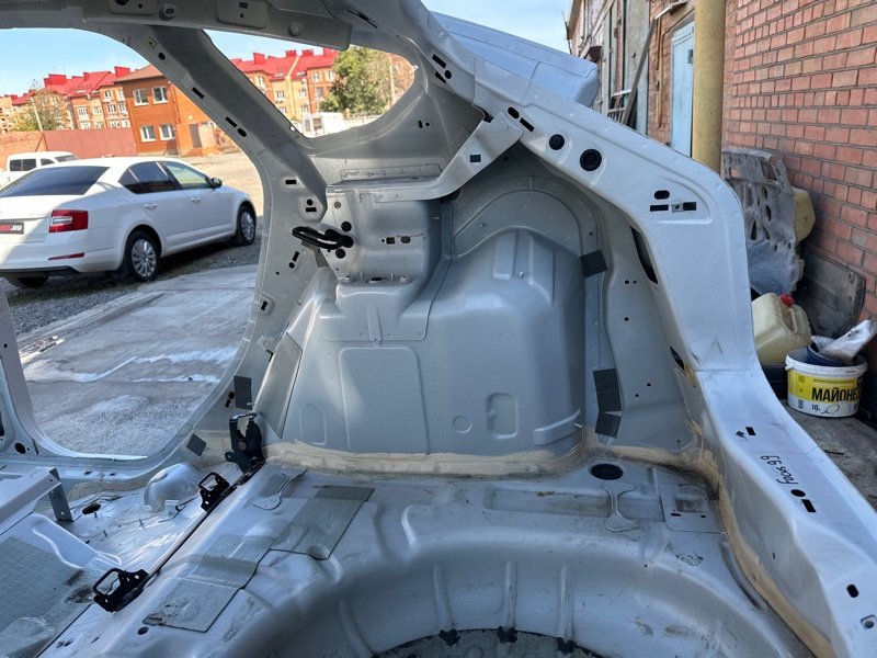 Задняя часть кузова Ford Focus 3 HB 2012 CB8