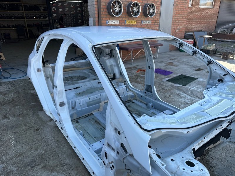 Крыша со стойками Ford Focus 3 HB 2012 CB8