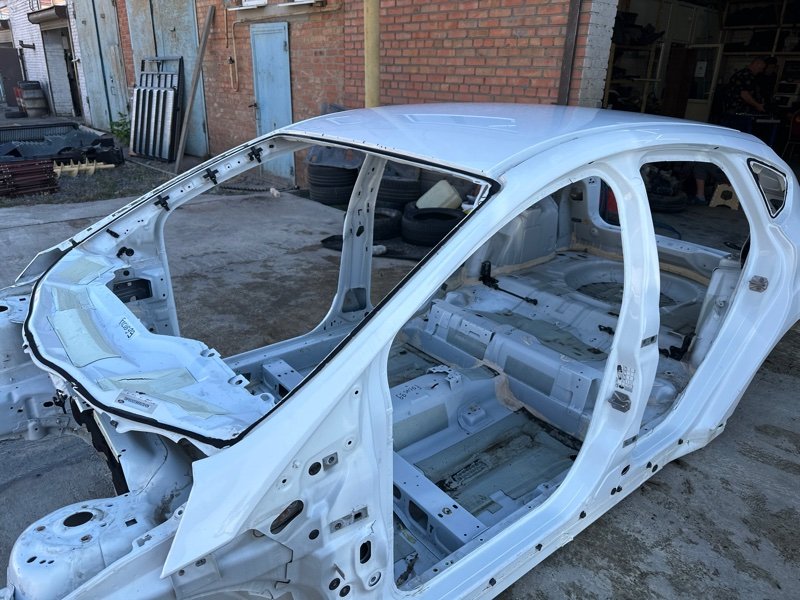 Крыша со стойками Ford Focus 3 HB 2012 CB8