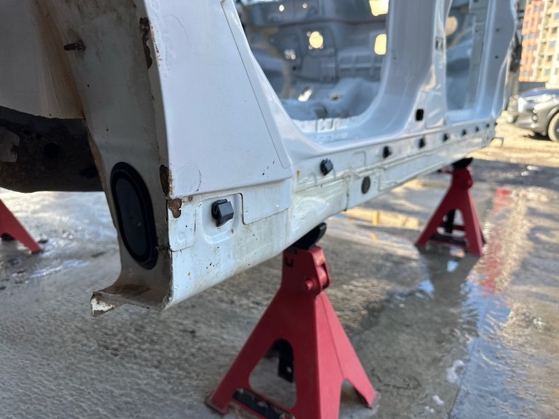 Порог со стойкой Ford Focus 3 HB 2012 CB8