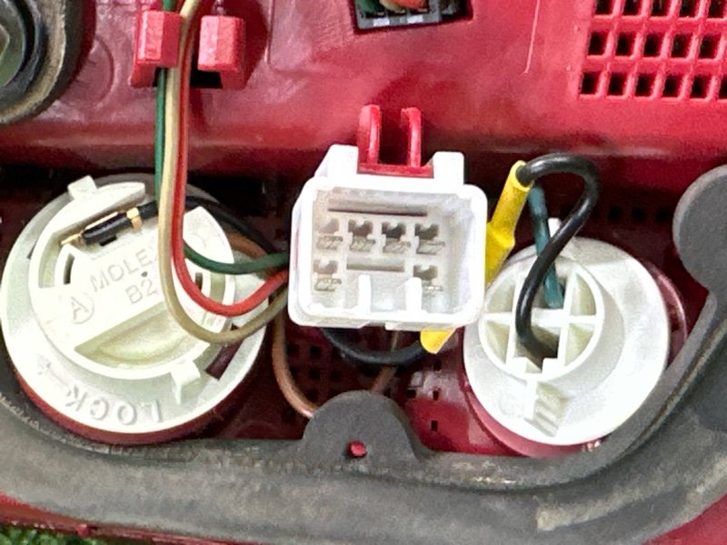 Фонарь в крышку багажника Kia Ceed 2 2012 JD