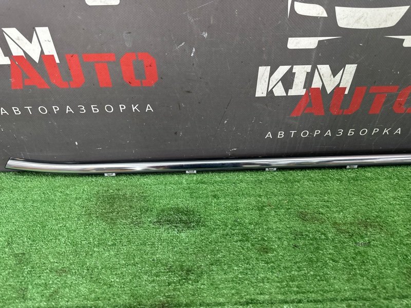 Уплотнитель стекла наружный (Бархотка) Kia Ceed 2 2012 JD