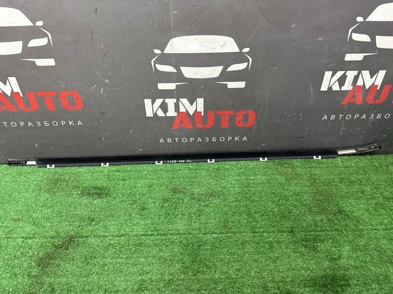 Уплотнитель стекла наружный (Бархотка) Kia Ceed 2 2012 JD