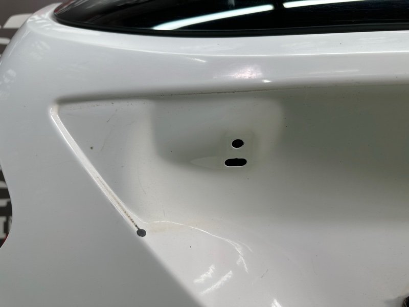 Крышка багажника Ford Focus 3 HB 2012 CB8
