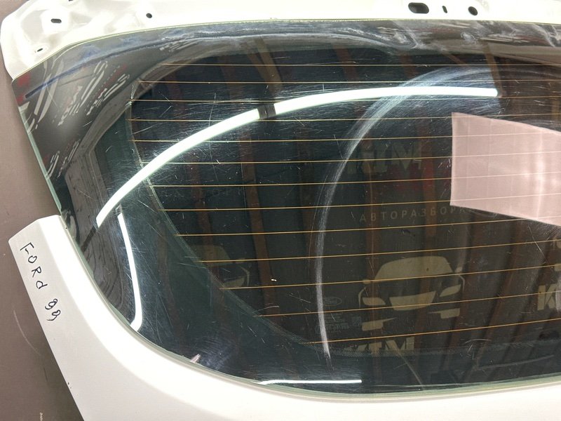 Крышка багажника Ford Focus 3 HB 2012 CB8