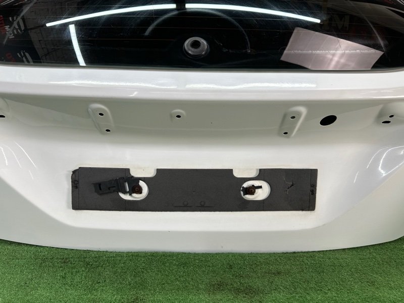 Крышка багажника Ford Focus 3 HB 2012 CB8