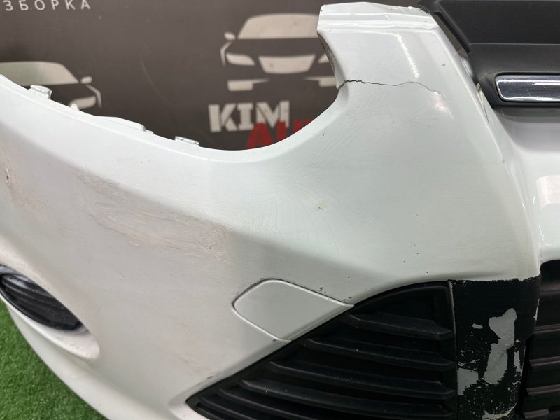 Бампер Ford Focus 3 HB 2012 CB8