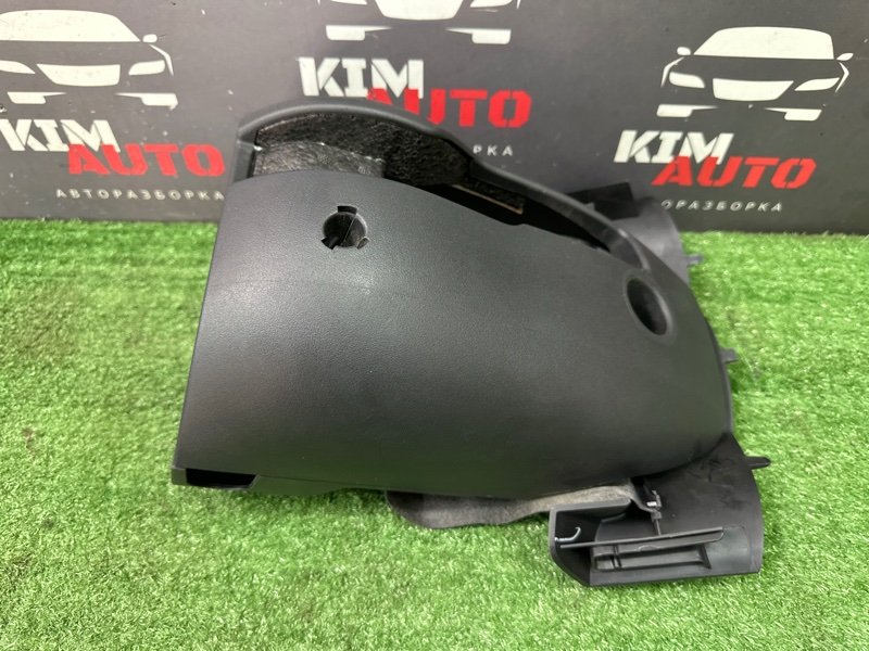 Кожух рулевой колонки Ford Focus 3 HB 2012 CB8