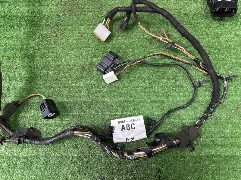 Проводка двери Ford Focus 3 HB 2012 CB8
