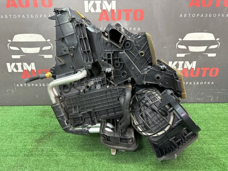 Отопитель в сборе Ford Focus 3 HB 2012 CB8