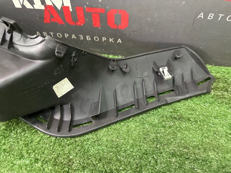 Накладка центральной консоли Ford Focus 3 HB 2012 CB8