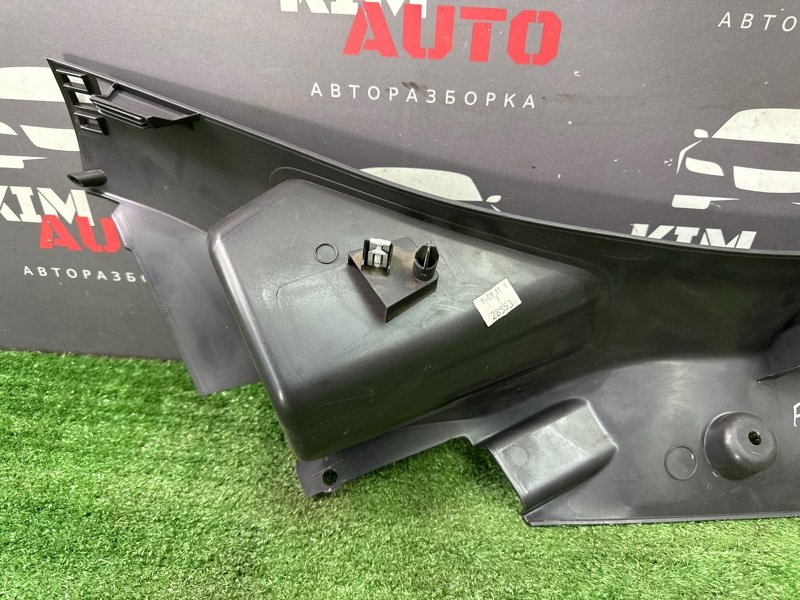 Накладка стойки кузова Ford Focus 3 HB 2012 CB8