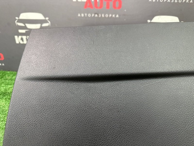 Бардачок Ford Focus 3 HB 2012 CB8