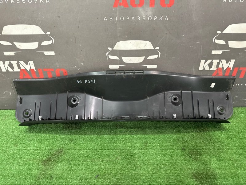Накладка задней панели Ford Focus 3 HB 2012 CB8
