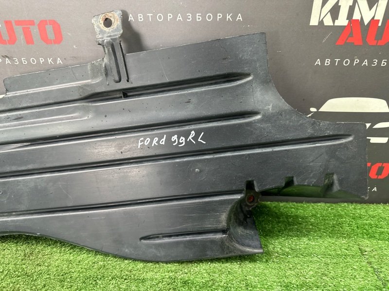 Защита днища кузова Ford Focus 3 HB 2012 CB8