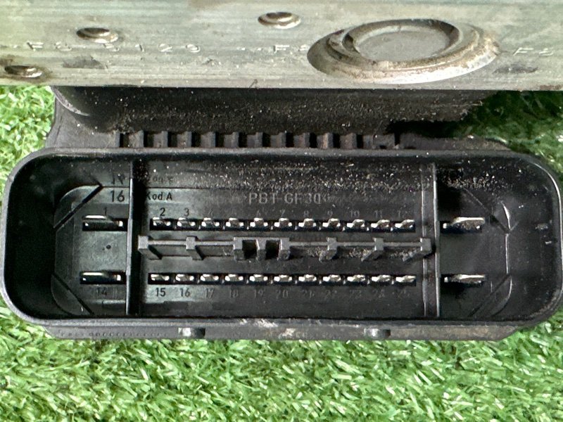 Блок ABS Ford Focus 3 HB 2012 CB8