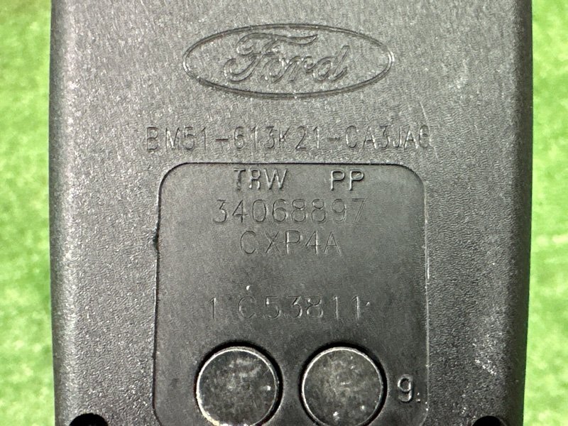 Замок ремня безопасности(двойной) Ford Focus 3 HB 2012 CB8