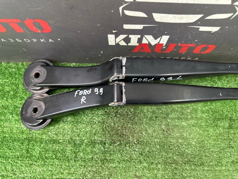 Поводки дворников Ford Focus 3 HB 2012 CB8