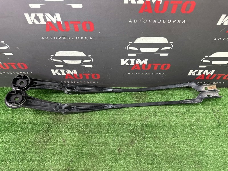 Поводки дворников Ford Focus 3 HB 2012 CB8