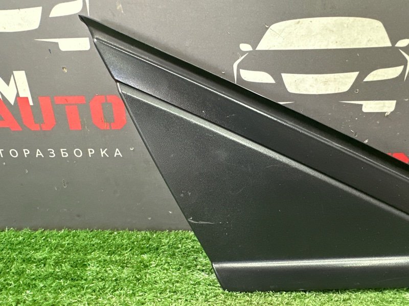 Накладка крыла Ford Focus 3 HB 2012 CB8