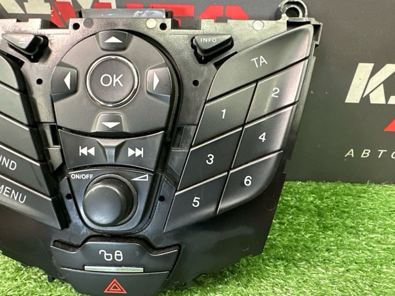 Блок управления мультимедиа Ford Focus 3 HB 2012 CB8
