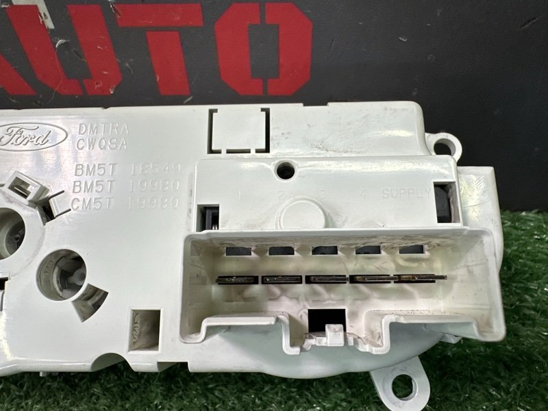 Блок управления отопителем Ford Focus 3 HB 2012 CB8