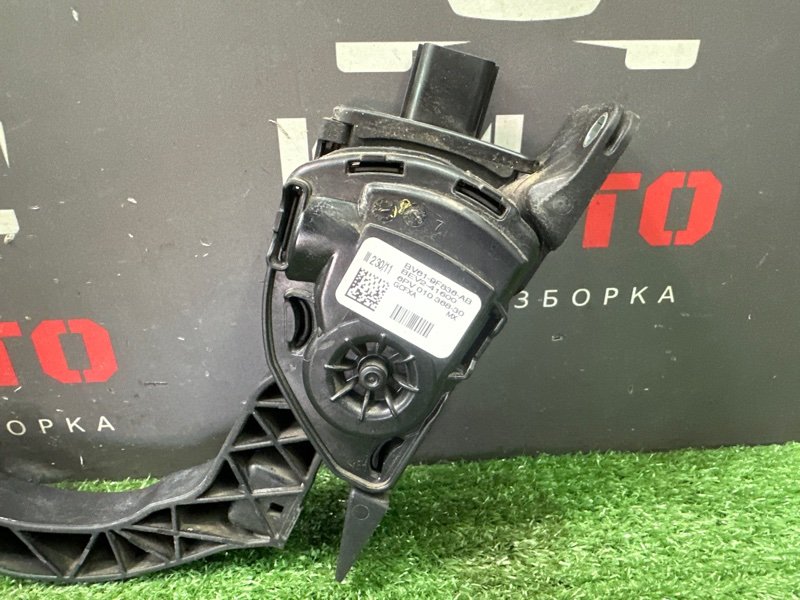 Педаль газа электронная Ford Focus 3 HB 2012 CB8