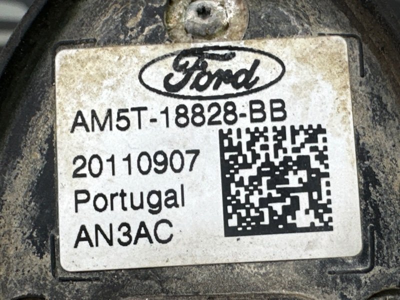 Антенна штыревая Ford Focus 3 HB 2012 CB8
