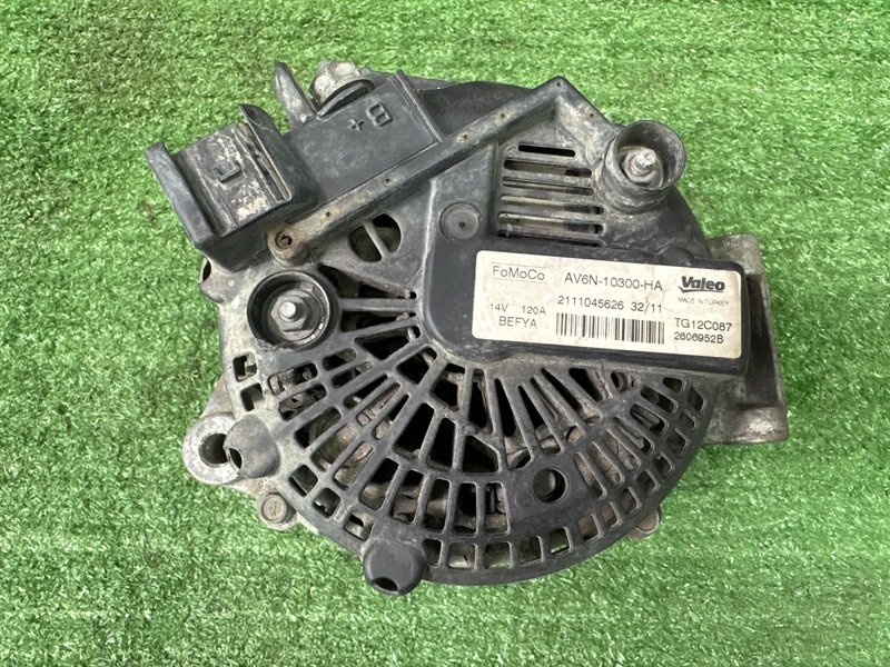 Генератор Ford Focus 3 HB 2012 CB8