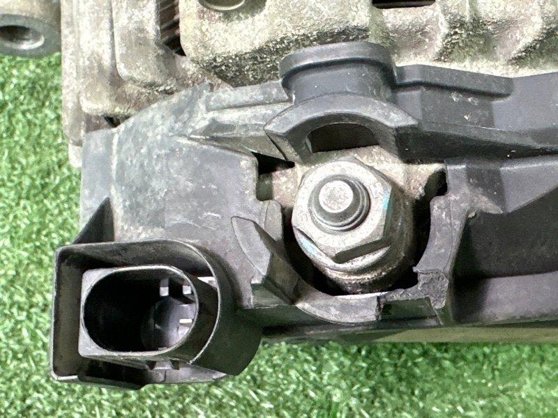 Генератор Ford Focus 3 HB 2012 CB8