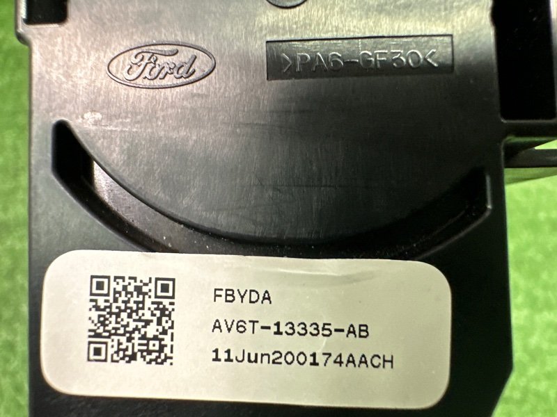 Подрулевой переключатель поворотников Ford Focus 3 HB 2012 CB8